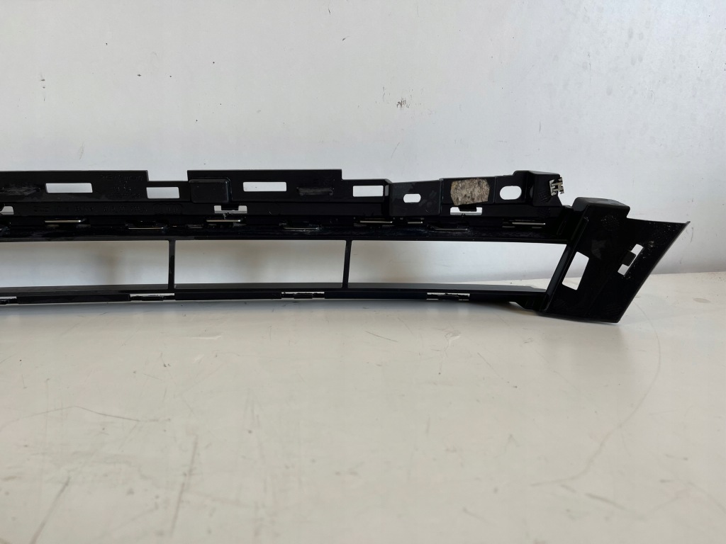 Купить Audi a5 b9 8w6 s-line решётка бампера средняя 8w6807683a