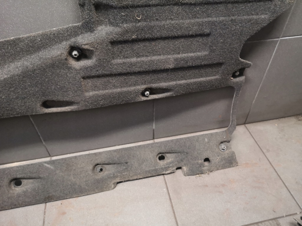 фото №7, Защита подвеска правая audi a8 d3 ii lift материал