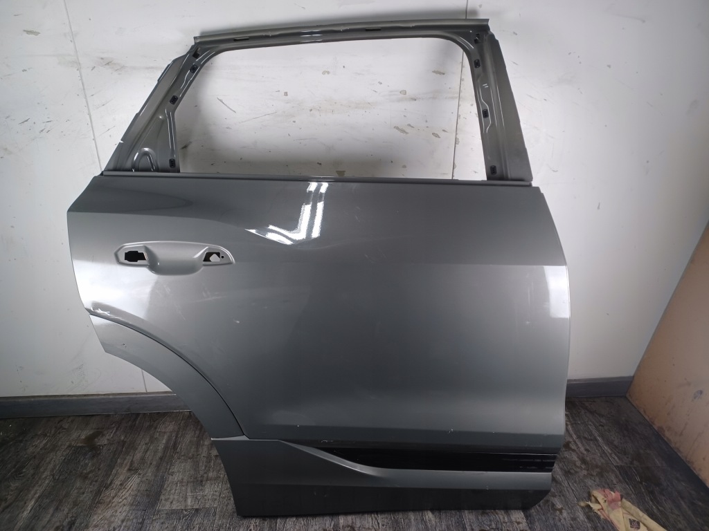Купити Двері -- audi etron e-tron 4ke задні праве -- задній праві
