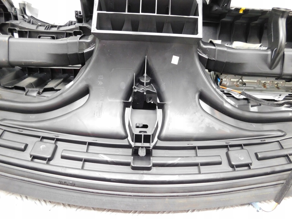 фото №11, Приборная панель приборная с подушка - peugeot 308 t7 07-14