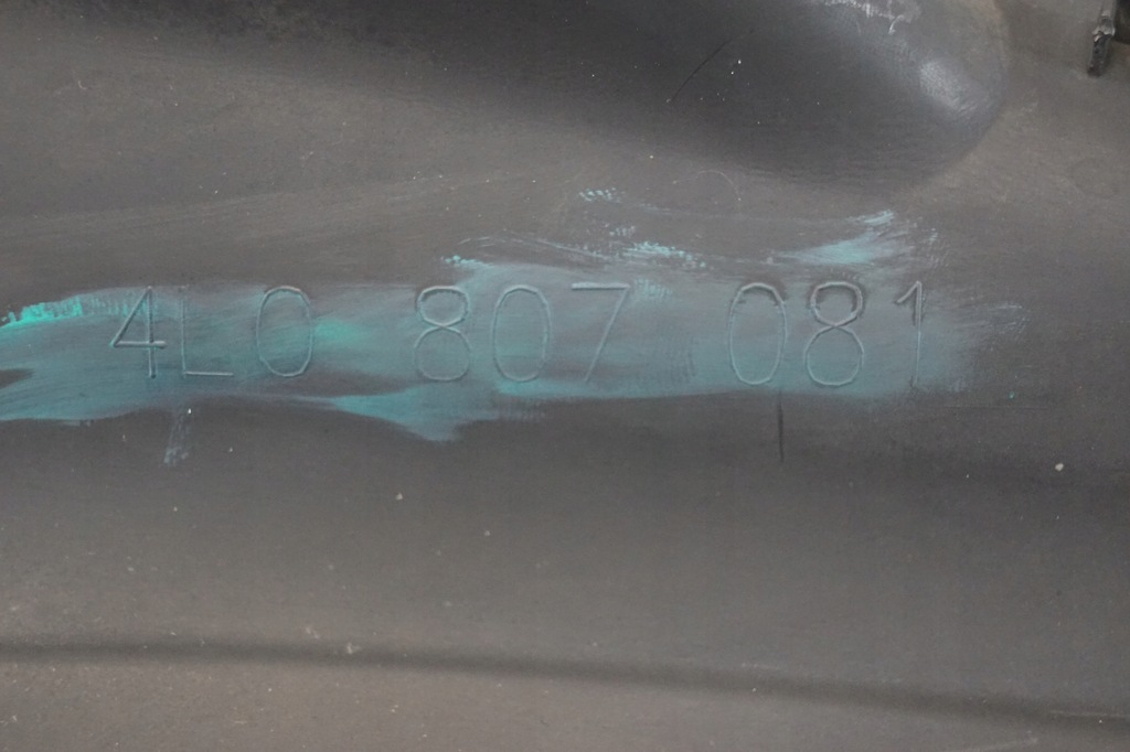 фото №12, Захист поперечина rzedniego audi q7 4l 4l0807081