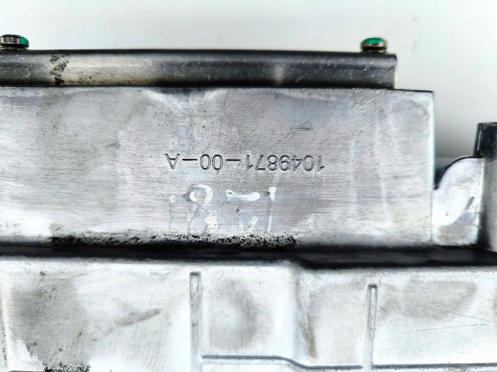 Tesla model s 2015 inwerter/przetwornica напряжения 104987100a Киев