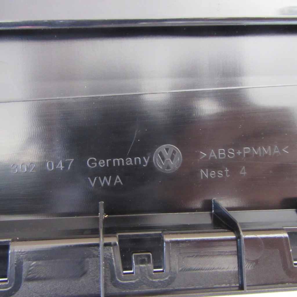 фото №8, Накладка накладка дверь vw golf sportsvan 510837902c