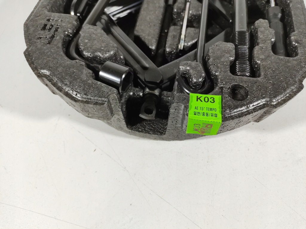 фото №8, Hyundai ioniq 17r- вкладыш багажника