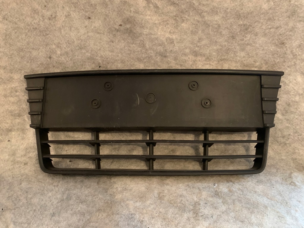 фото №1, Ford focus mk3 10-14 решётка бампера решётка радиатора