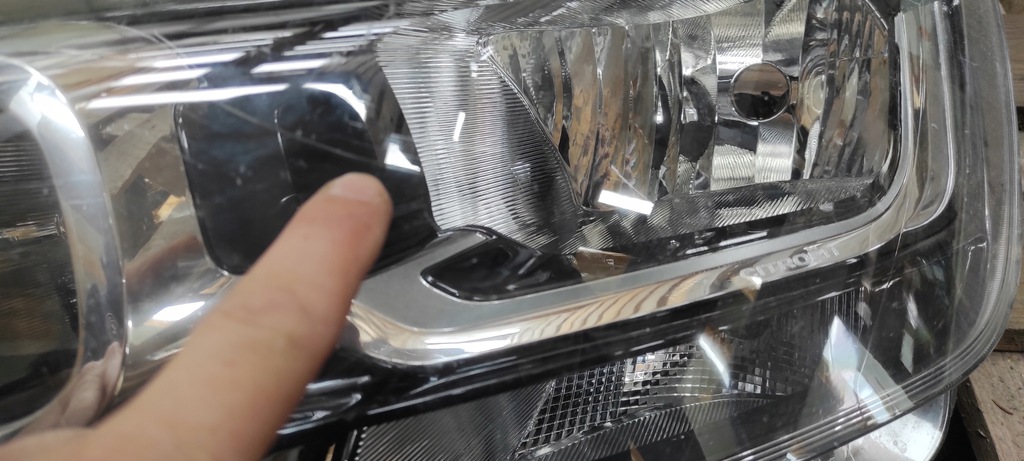 фото №8, Citroen berlingo iv лампа левая 9816824880 eu