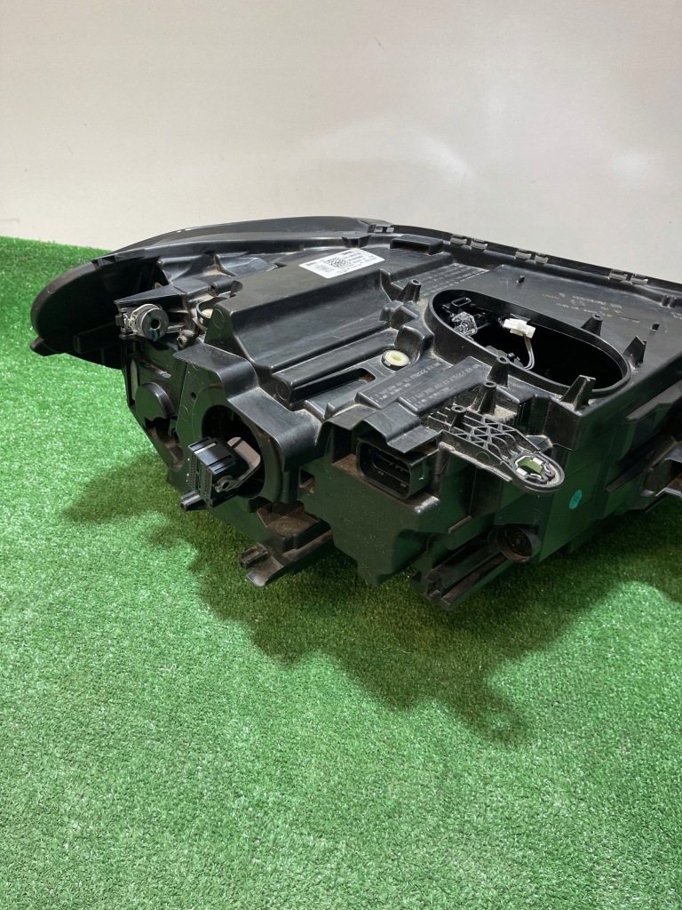 Передняя левая фара bmw x1 f48 рестайлинг  19- full led Цена