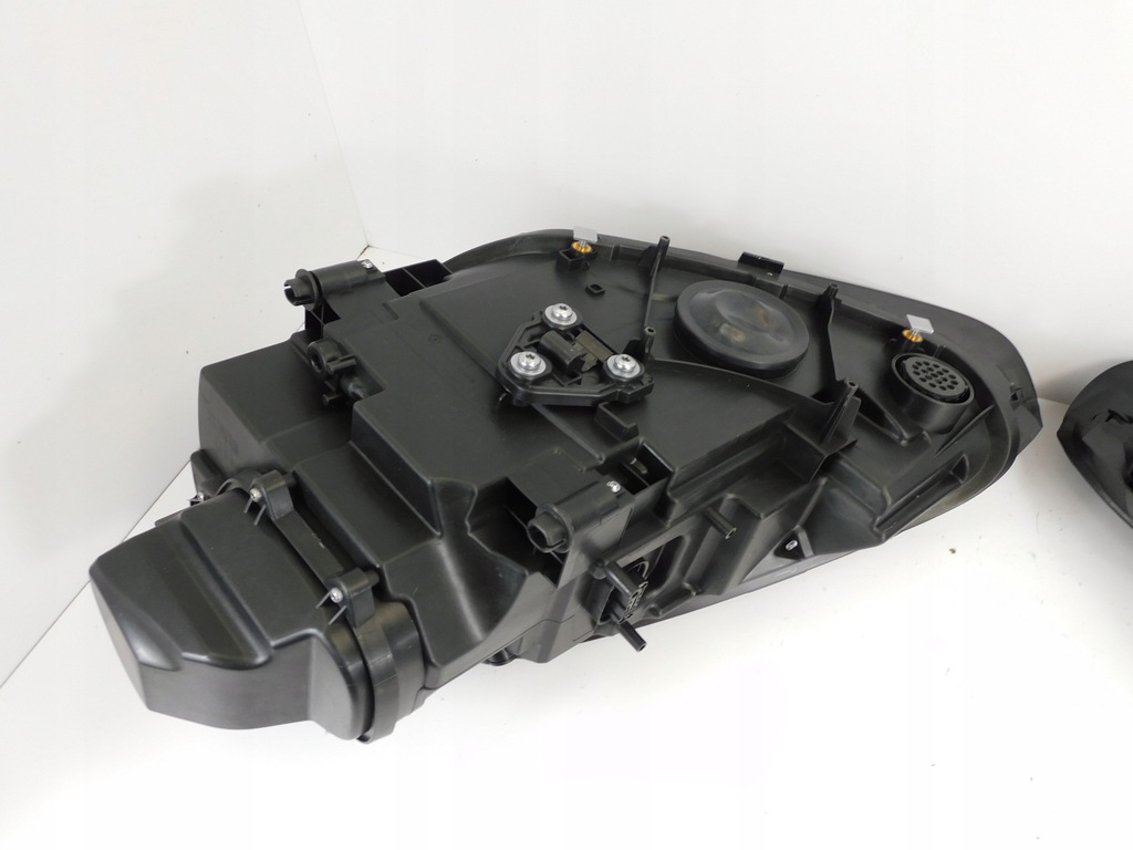 фото №10, Porsche cayenne 7p5 lift лампи ліва права matrix led full led 7p5941036k