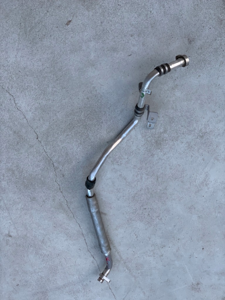 фото №1, Wąż шланг кондиционера megane iv 4 924801894r