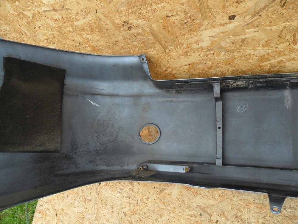 фото №13, Toyota avensis verso 2001 2002 2003 2004 бампер