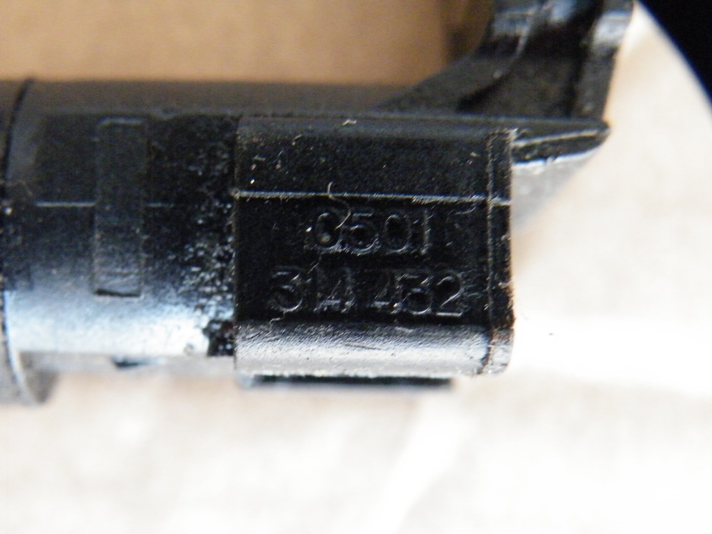 фото №5, Audi a6 c5 a4 b6 датчик швидкості коробки 3.0