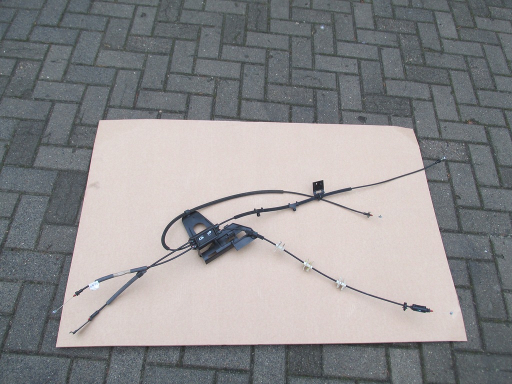 фото №3, Тросы дверь задняя grand c-max mk2 2011 rok