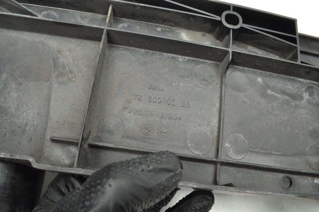 фото №5, Mercedes w172 r172 amg 5.5 v8 труба повітрозабірник повітря a1725000155