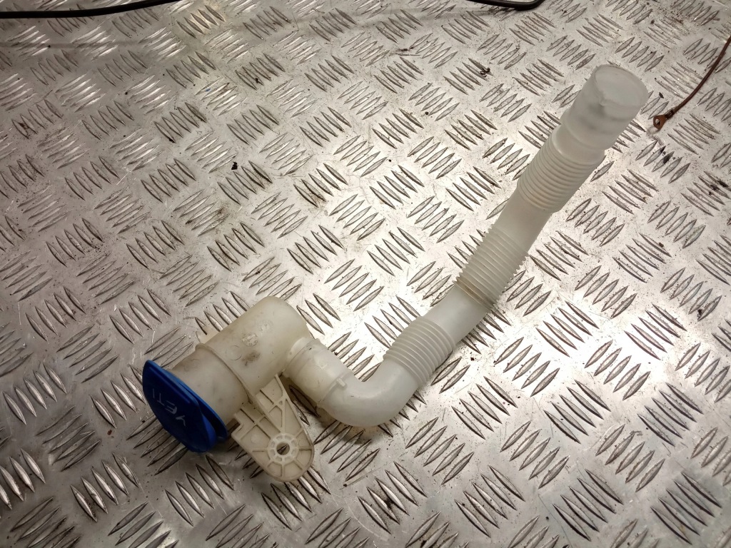 фото №2, Заливна горловина лійка розпилювача skoda yeti