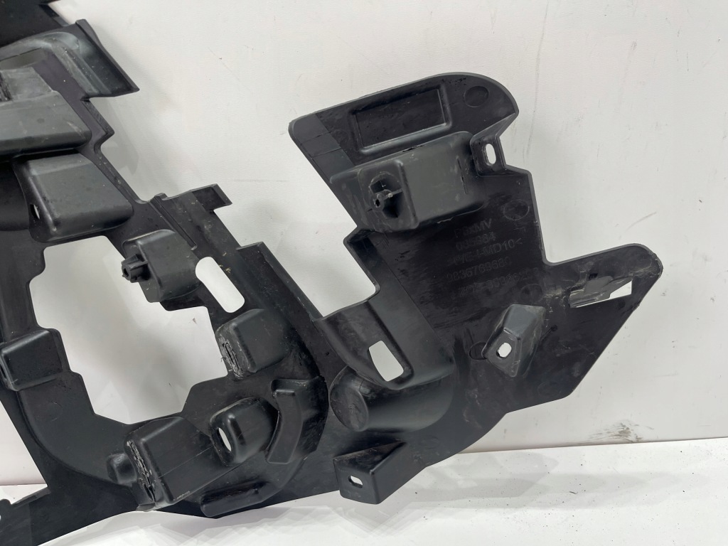 Peugeot 3008 2 рестайлінг  кронштейн  кронштейн бампера перед передній ліве 9836769680 Ціна