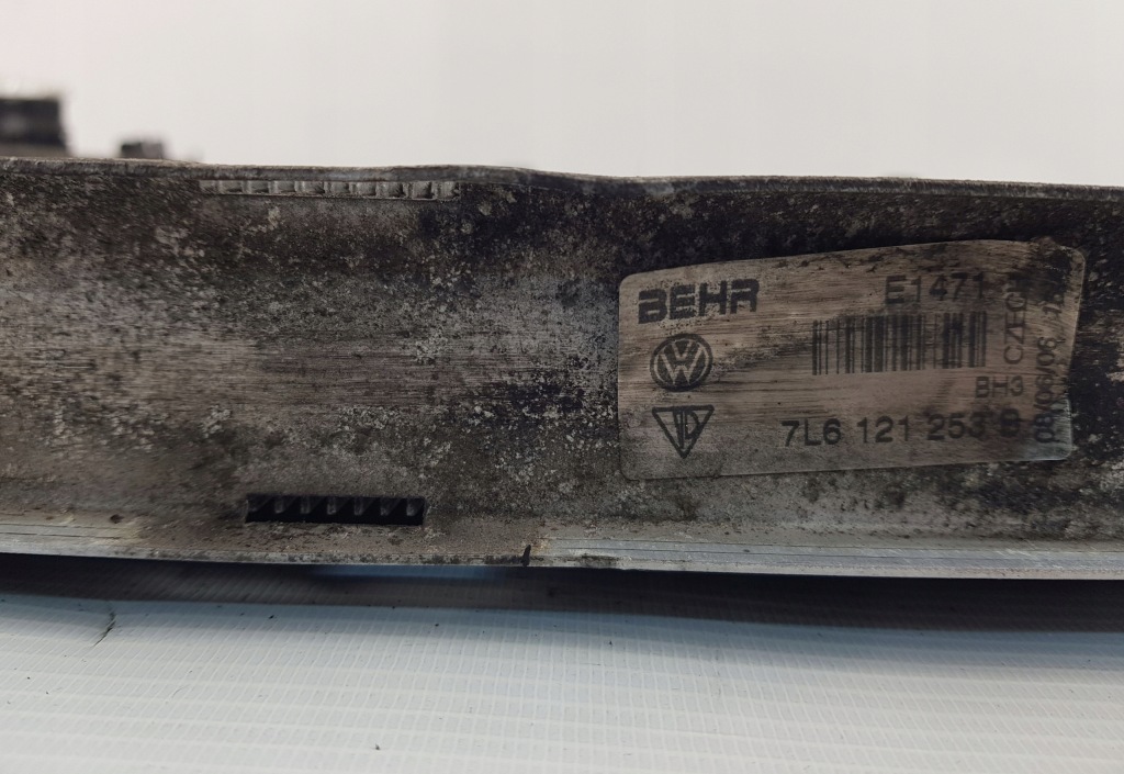 Audi q7 4l 3.0 tdi радіатор води 7l6121253b Недорого