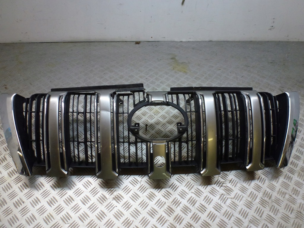 фото №1, Решітка радіатора решітка радіатора радіатора toyota land cruiser j150
