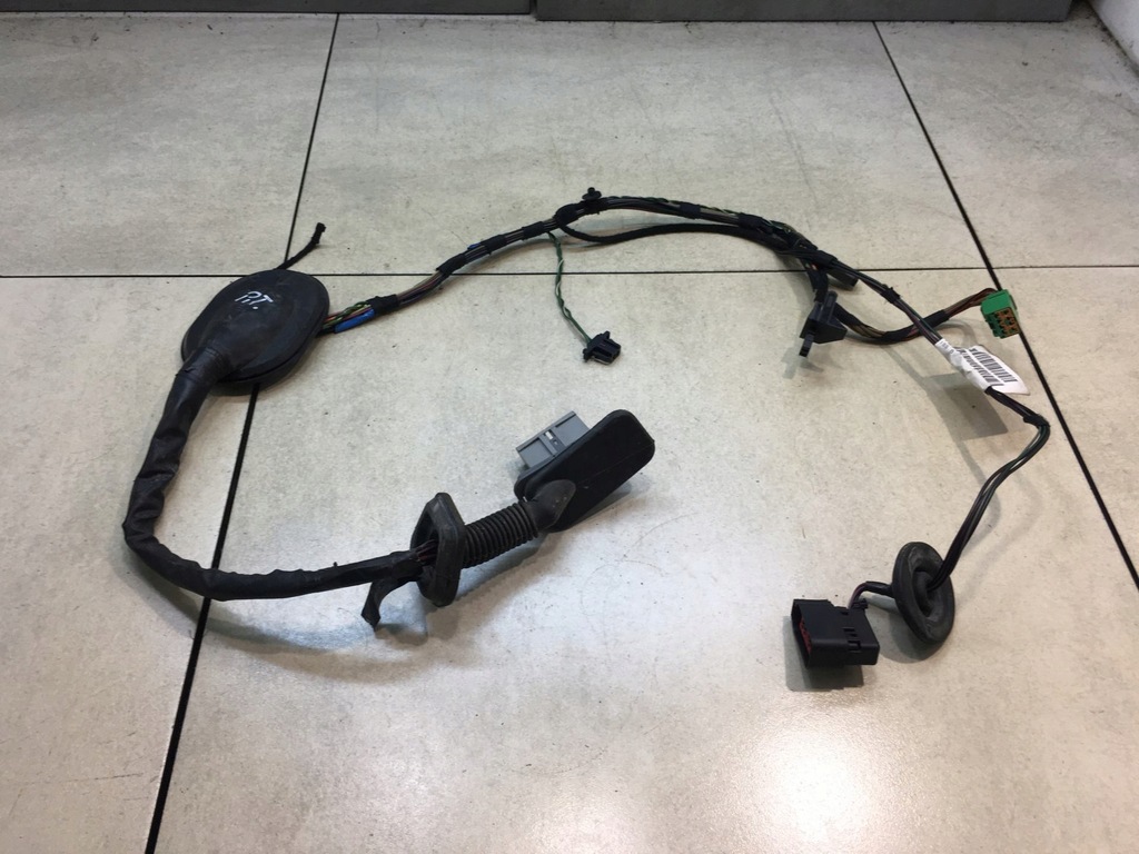 фото №1, Жгут дверь правый задняя discovery iii ymm502631b