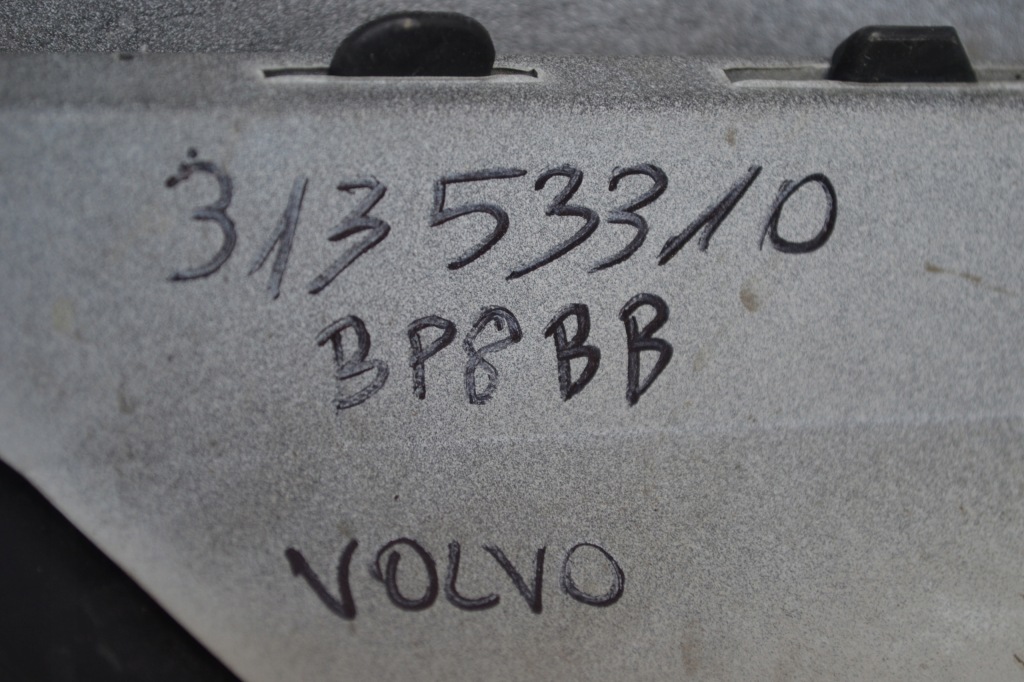 фото №8, Бампер перед передний volvo v40 cross country 12-