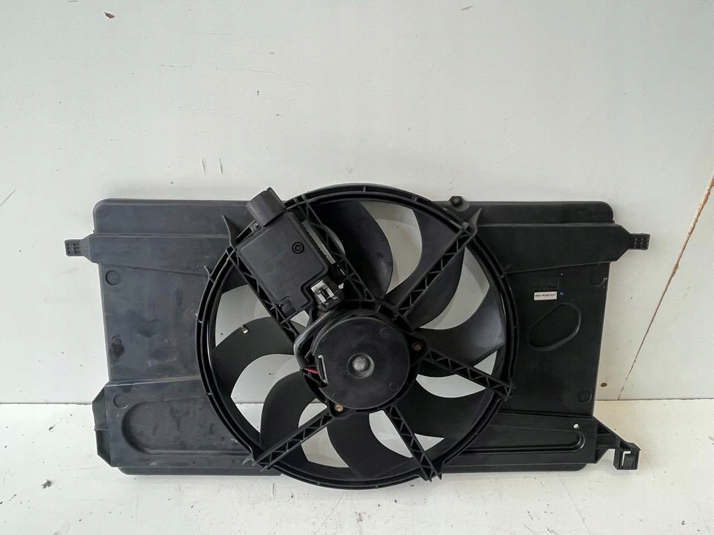 фото №1, Ford focus mk2 вентилятор 3m51-8c607-ec оригінал