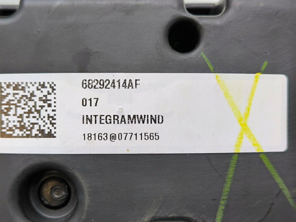 фото №10, Chrysler pacifica 2017 підголівник сидіння заднього