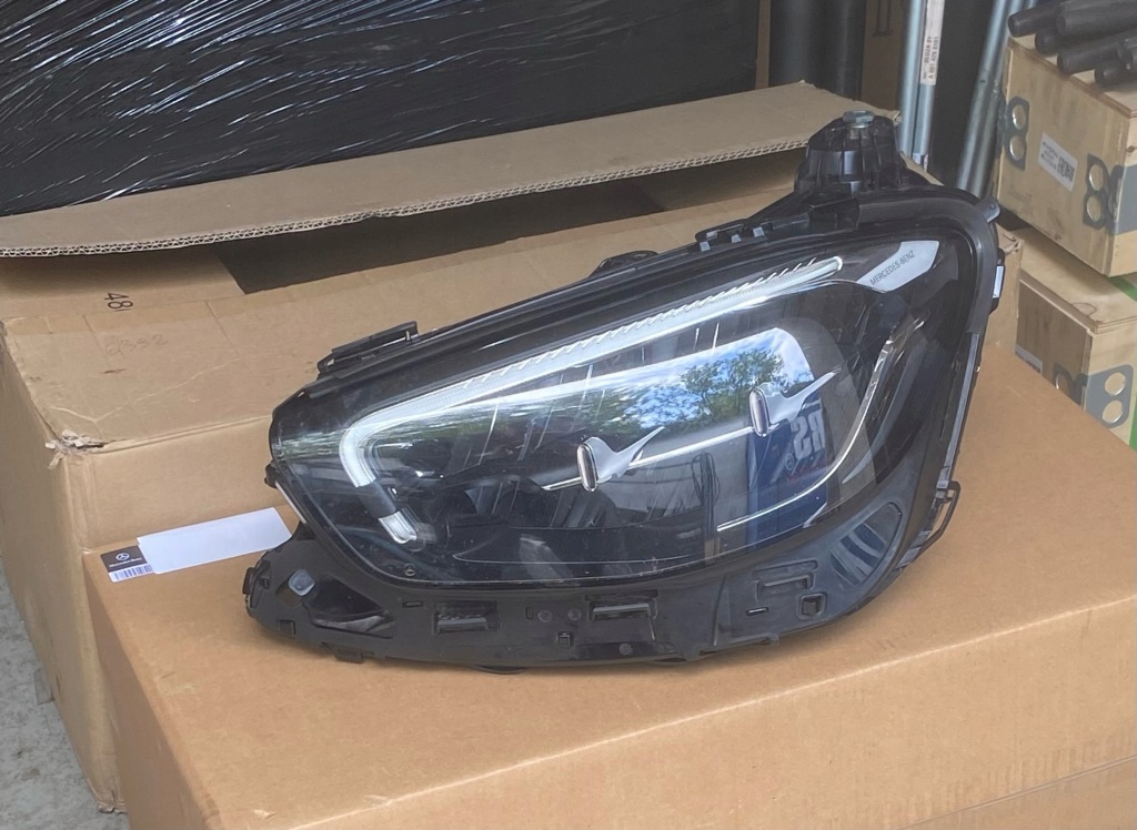 фото №1, Фара 2139066308 mercedes w213 лівий 2139069109