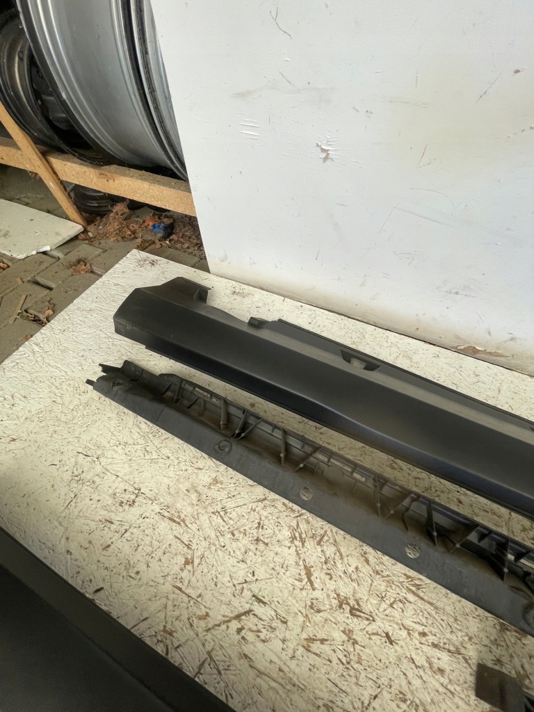 Молдинг поріг l+p mercedes gle w292 Зі Шроту