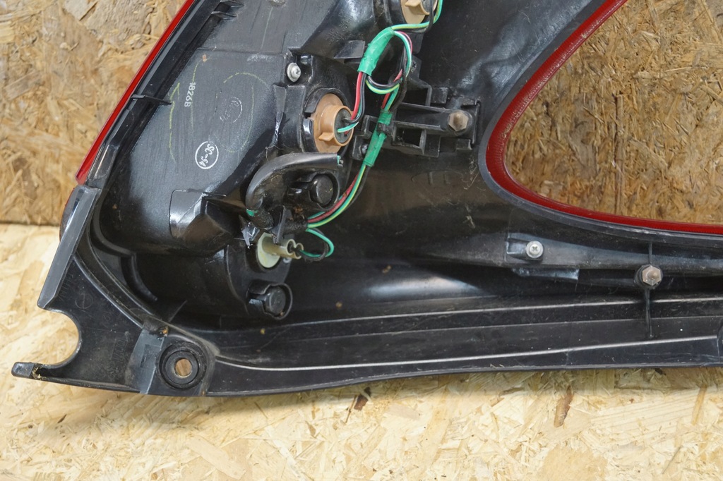 фото №13, Лампа правый задняя nissan juke f15