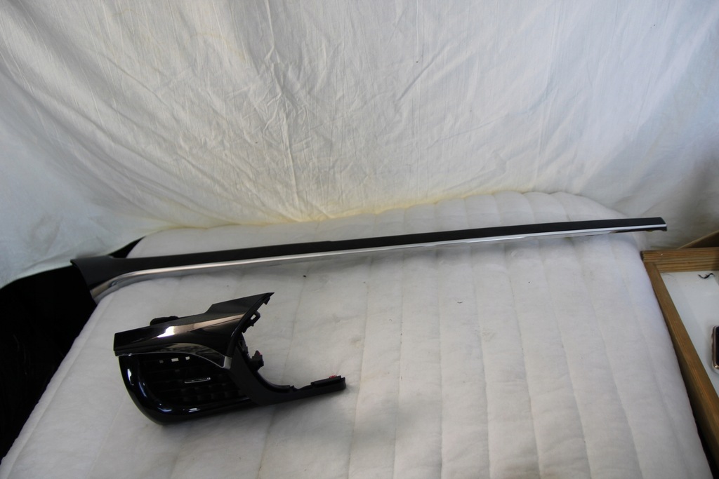 фото №1, Молдинг dekor консолі решітка обдув toyota hilux