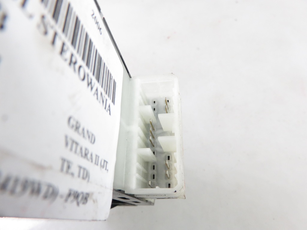 фото №7, Панель вікон suzuki grand vitara ii 62j002905t 62j101905t