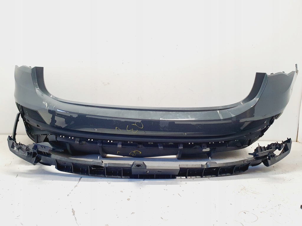 фото №1, Audi q3 83f бампер задняя задний 83f807511