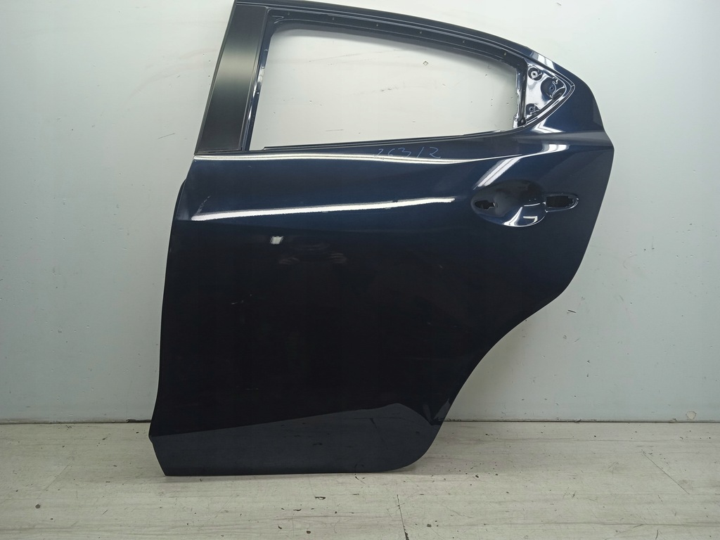 фото №1, Mazda 2 дверь задняя