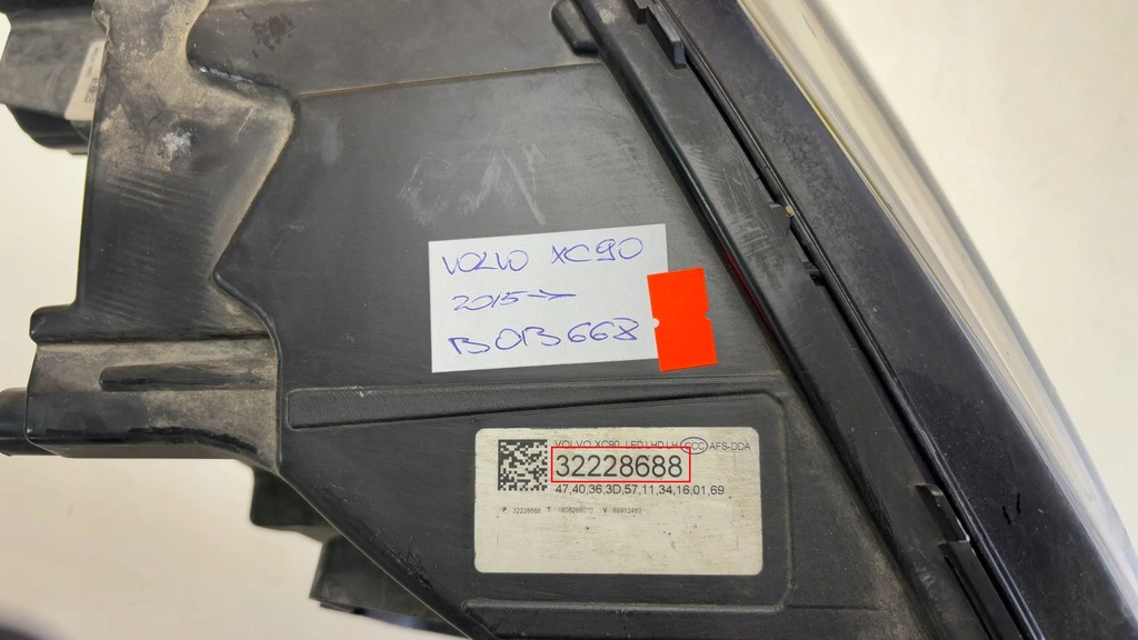 фото №13, Volvo xc90 2016 лампи передні