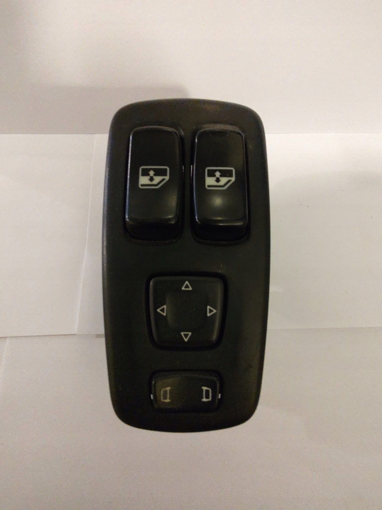 фото №1, Панель управление окон зеркал scania