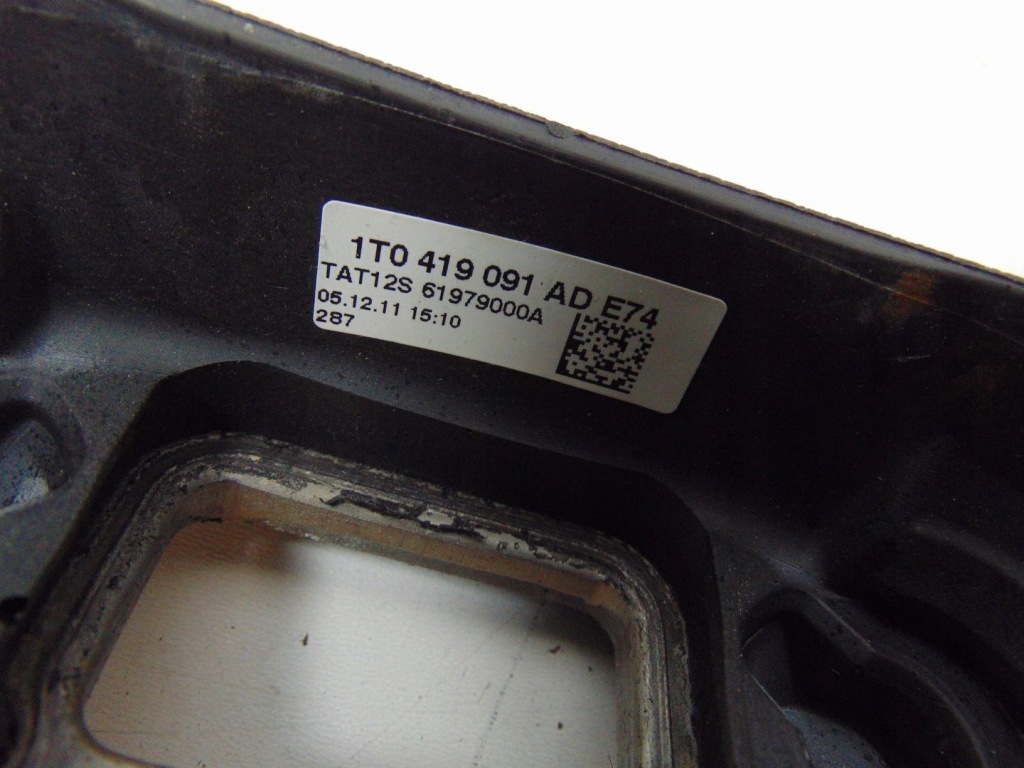 фото №14, Воздуховод кожаный мультифункция vw touran 2010-15 1t0419091ad