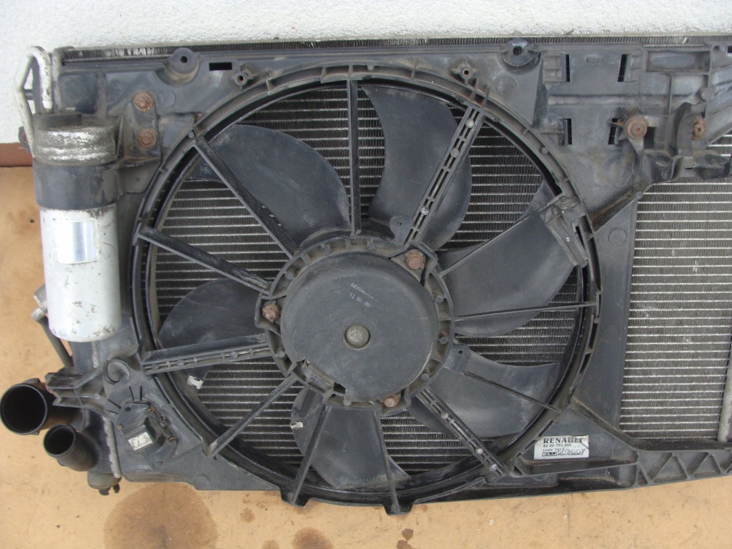 Ремень передний вентилятор радиатор воды кондиционера dacia logan 1 fl 1.5 dci с Разборки
