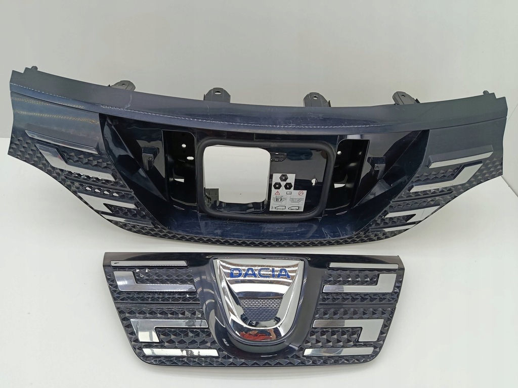 фото №13, Dacia spring 2021 решётка радиатора решётка радиатора бампера перед 623105273r