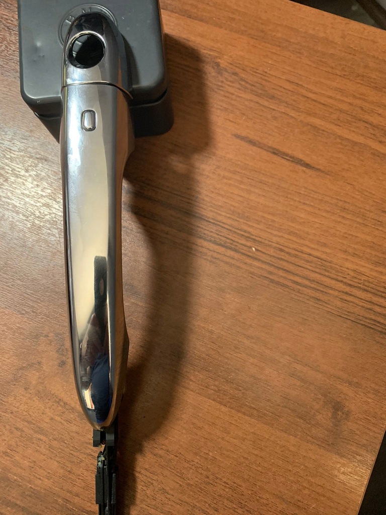 фото №1, Ideal ручка лівий перед keyless maserati levante 1