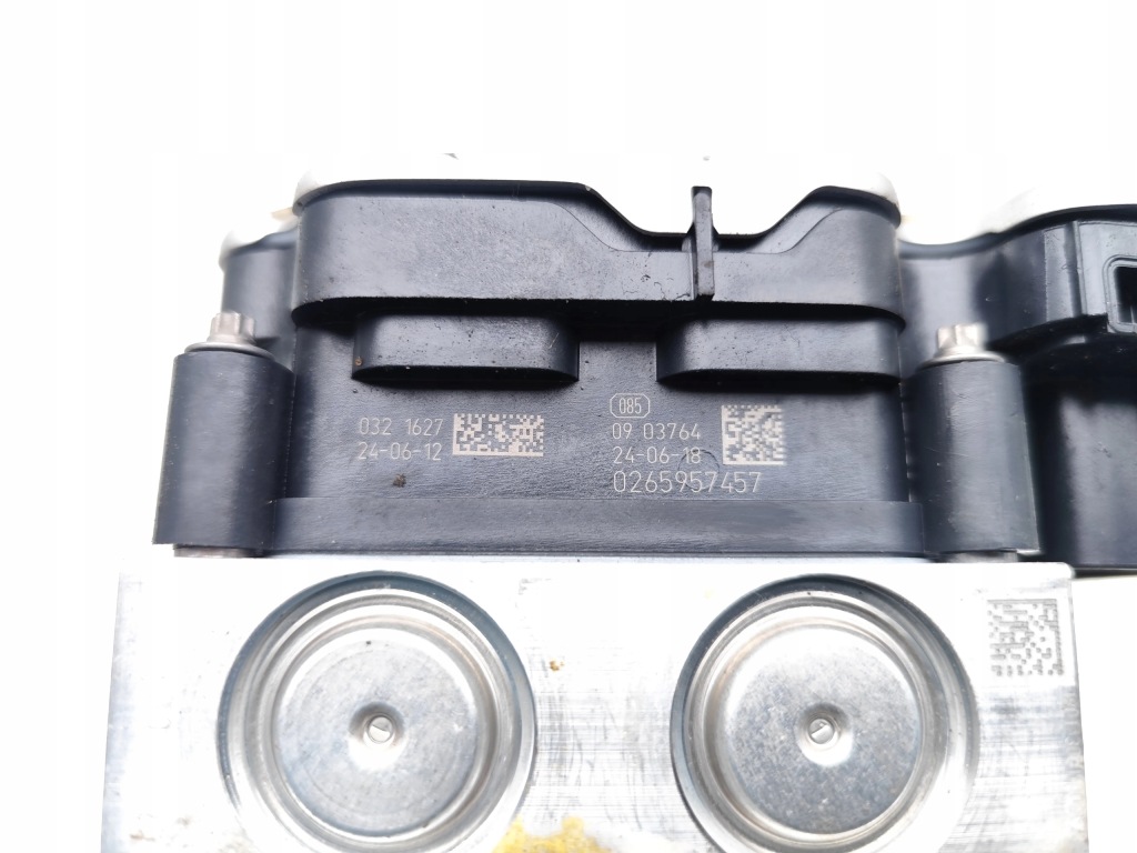 Renault clio насос abs 1.0 tce 90 бензин 67kw 91 hp 476601495r 2024 с Разборки