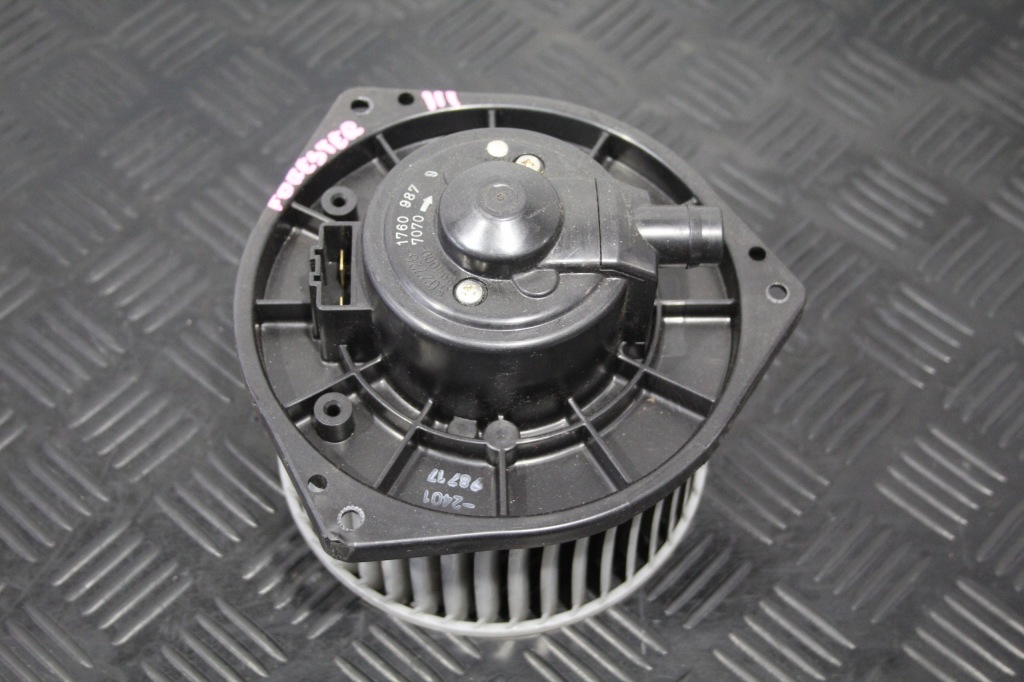 фото №1, Повітродувка вентилятор обігрівача subaru forester iii 3