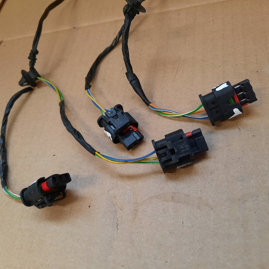 фото №1, Range rover evoque sd4 колодка штекер датчика pdc