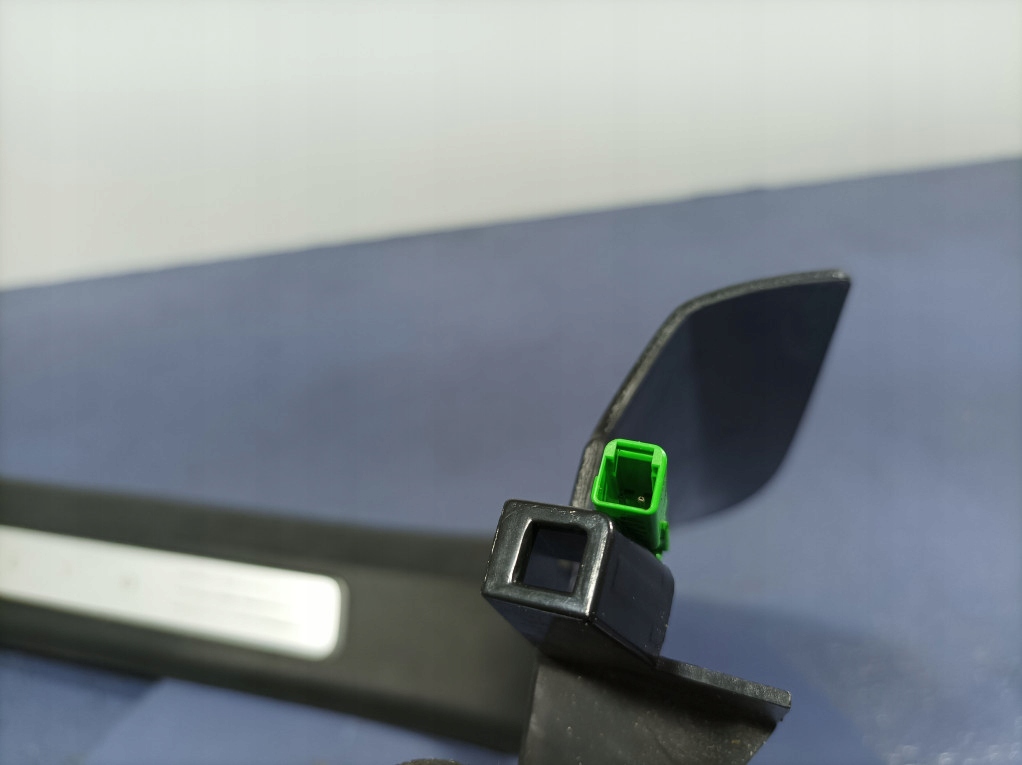 фото №8, Volvo xc90 ii молдинг накладка порог перед правая подсвеченная 31363649