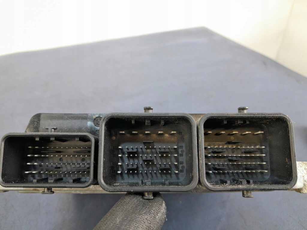 фото №4, Ford focus mk3 1.6tdci блок керування двигуна