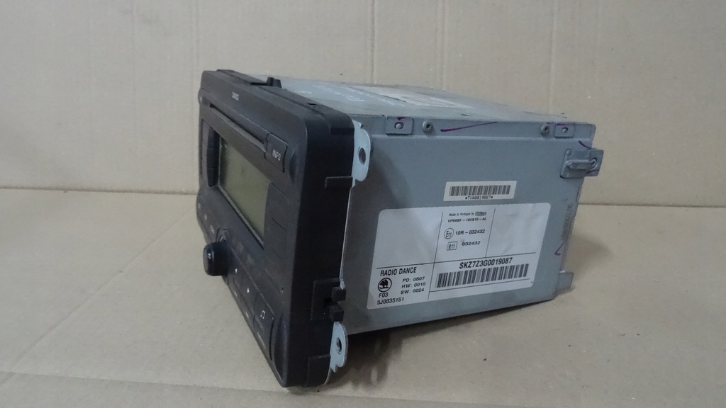 фото №3, Roomster радио cd заводской