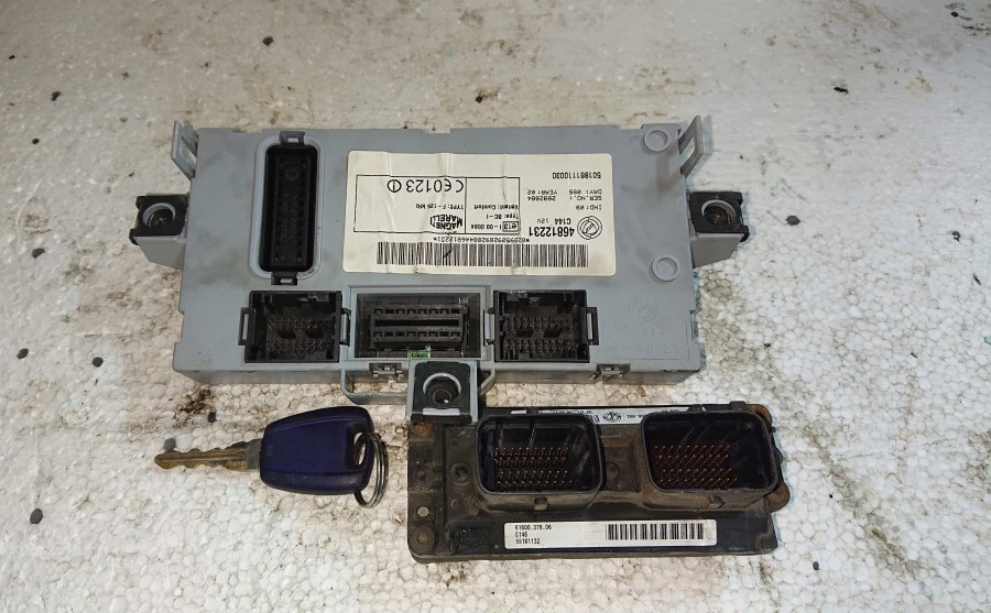 фото №1, Бортовой компьютер двигателя набор fiat 55181132