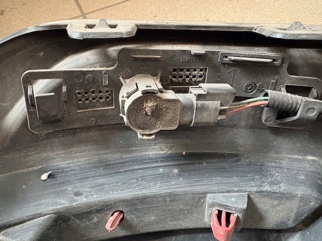 Накладка бампера citroen c5 9681048877 с Разборки