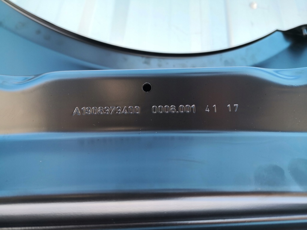 Mercedes amg gtr gtc roadster 190 крыло левый задний Недорого