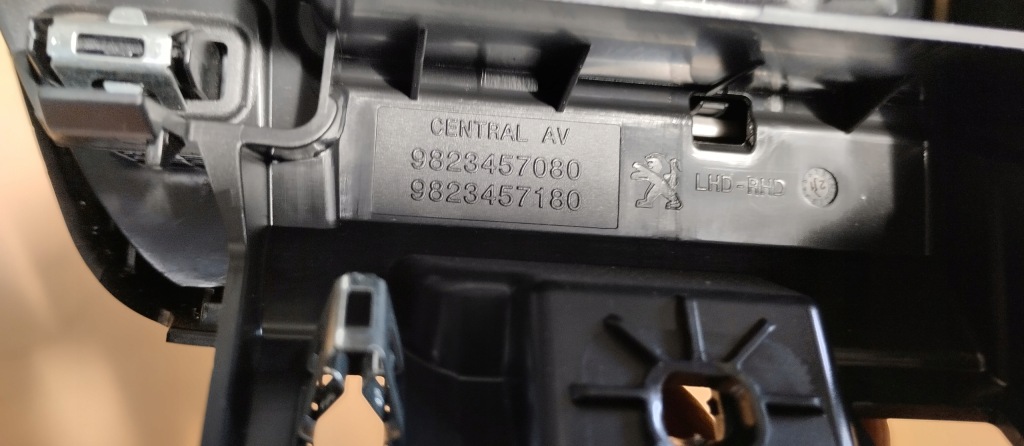 фото №7, Панель обдув керування кондиціонера peugeot 208 ii 21r 9823457180