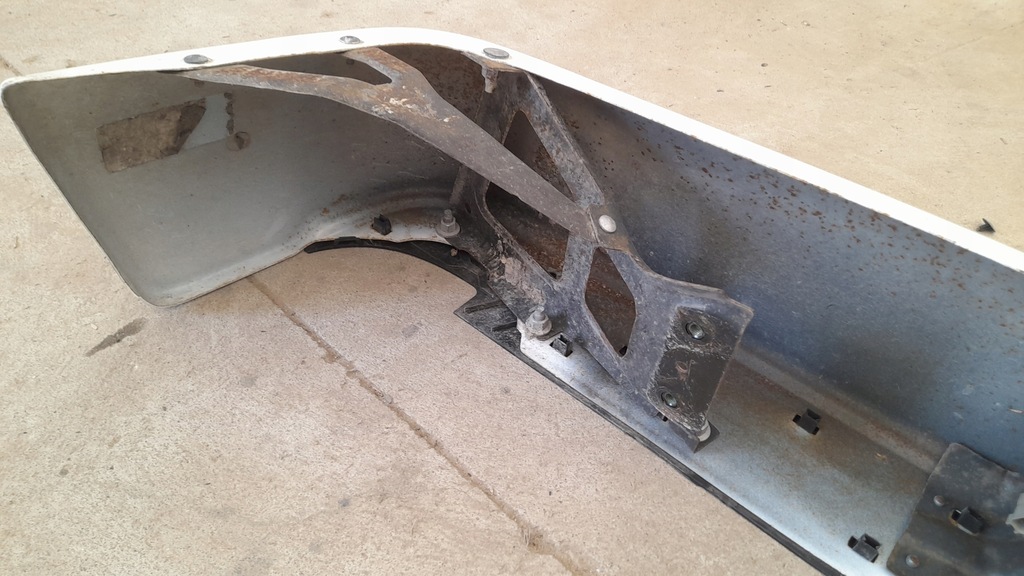 фото №14, Dodge ram 09- бампер задня kompletny usa pw7