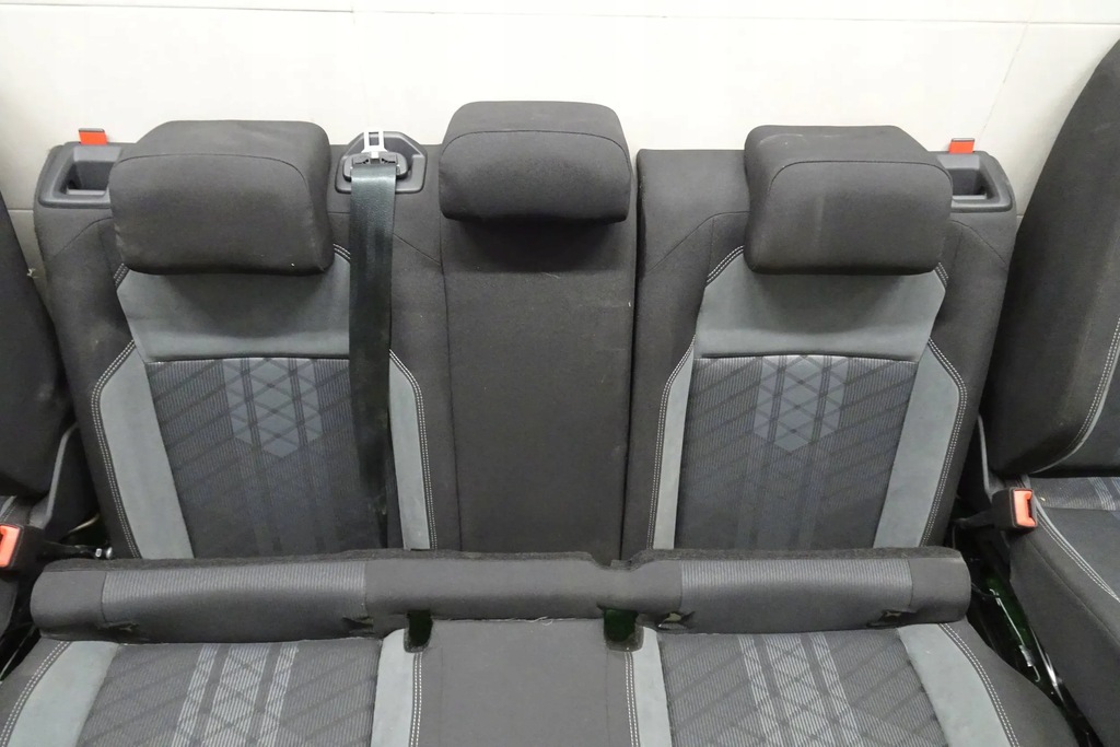 фото №5, Vw taigo r-line - сидіння заднє сидіння